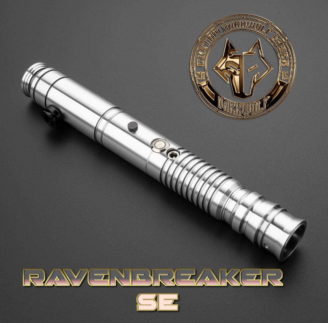 Silver-colored metal device with grooves and holes, labeled 'RAVENCREATOR SE'.